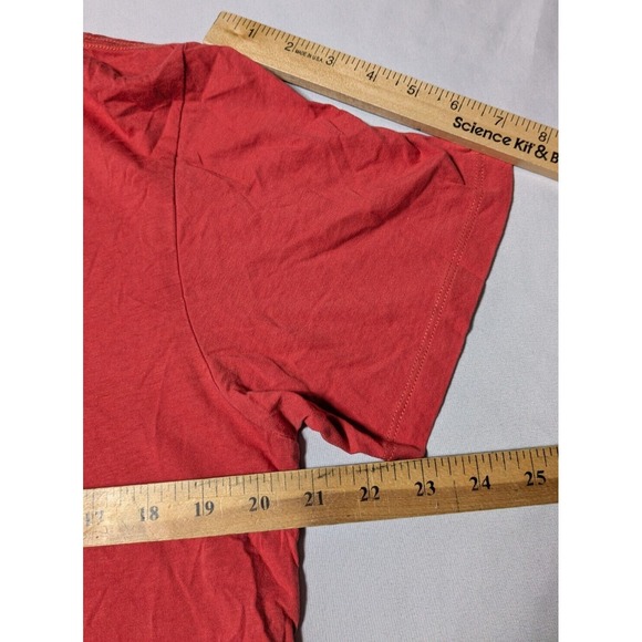 GUESS INTERNATIONAL REBELS Men Large Red Cotton Graphic Print T-Shirt - Picture 10 of 15